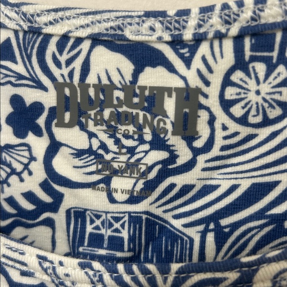 Duluth trading co farm toile tank, brand new - Picture 3 of 5